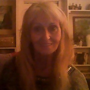 Meet your Posher, Ave